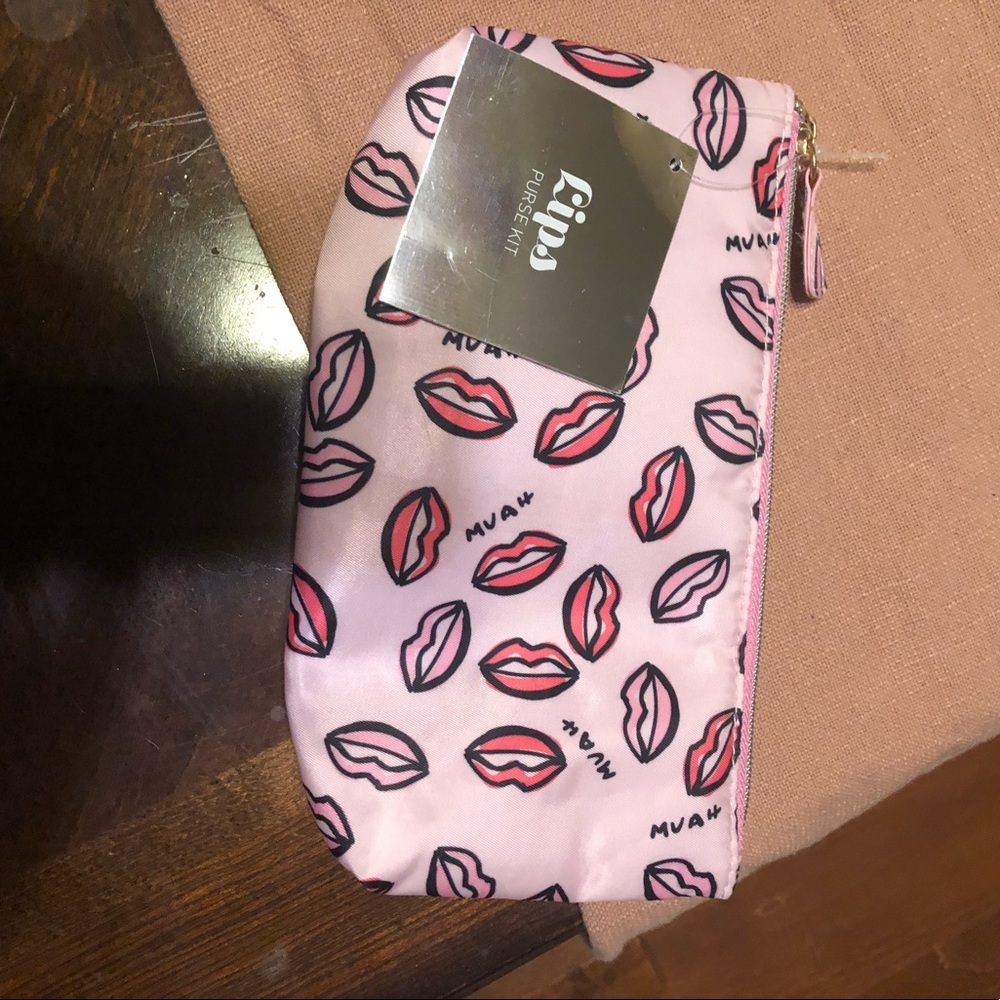 Small cosmetic bag
